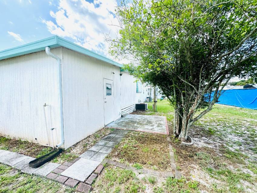 22 Charles Dr. a Winter Haven, FL Mobile or Manufactured Home for Sale